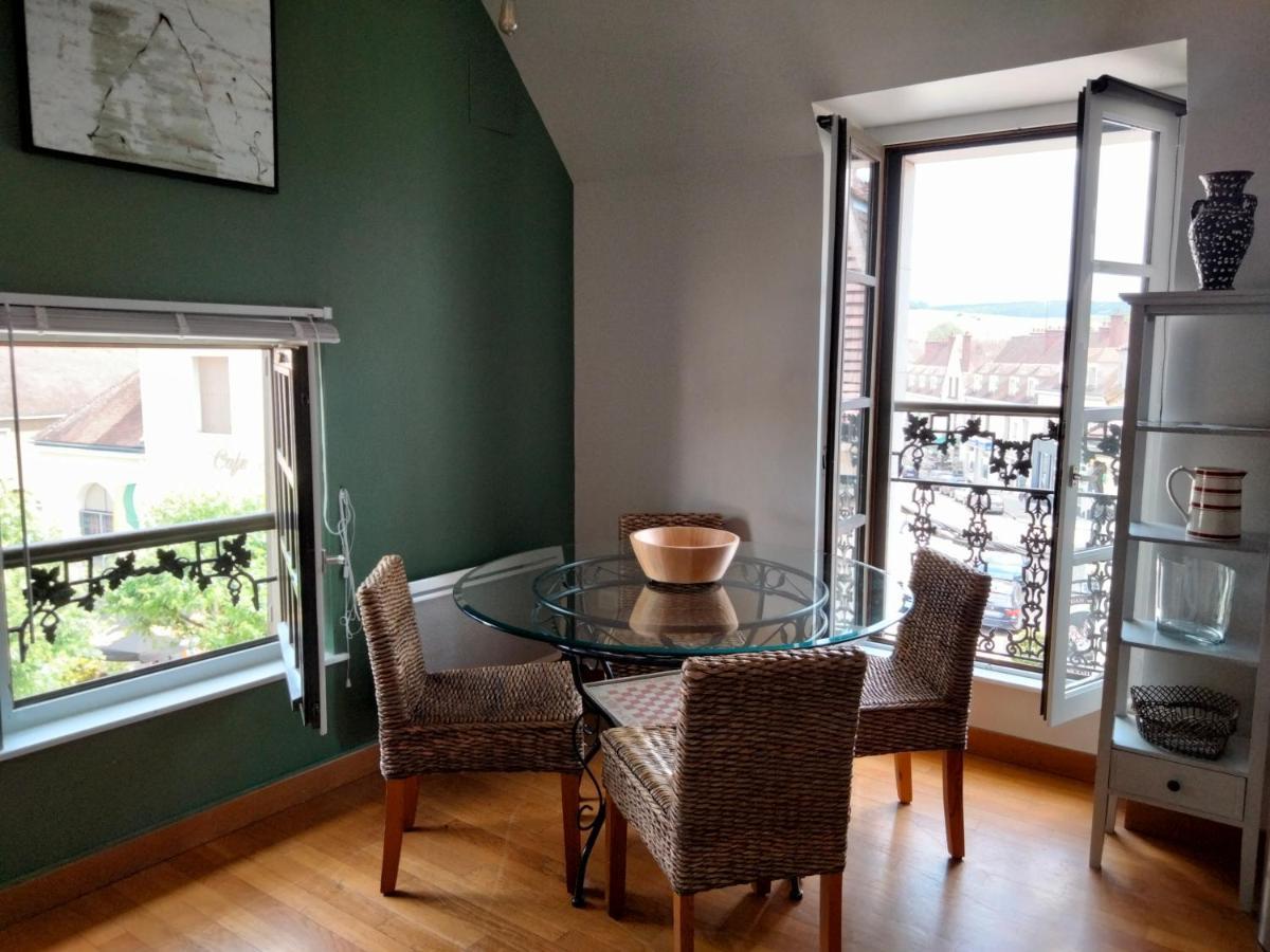 Les Appartements De Шабли Экстерьер фото