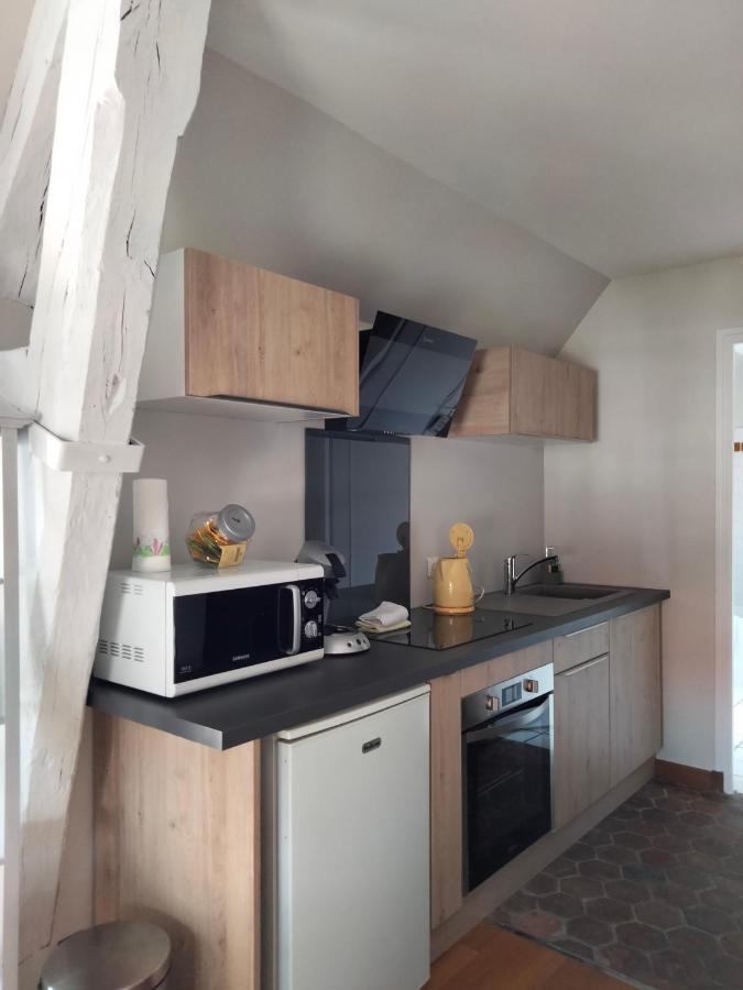 Les Appartements De Шабли Экстерьер фото